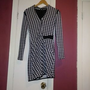 Xaren dress black and white Size S